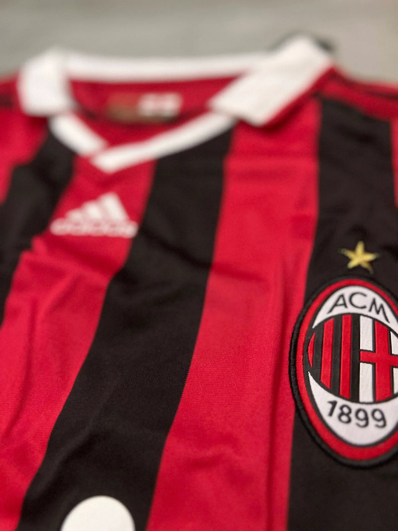 Camisa Retrô AC Milan Manga Longa 2009/10 Home