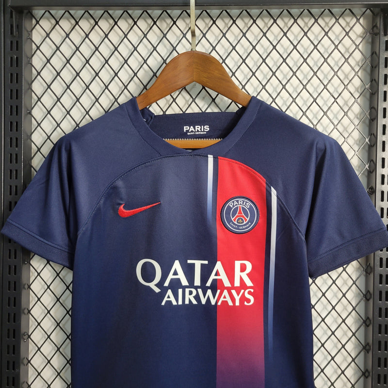 Conjunto Infantil PSG l 2023/24 Azul - Modelo Torcedor