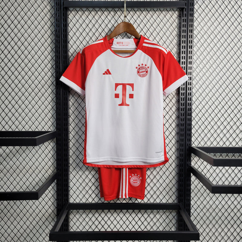 Conjunto Infantil Bayern de Munique l 2023/24 Branca - Modelo Torcedor