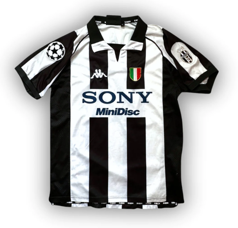 Camisa Retrô Juventus 1997/98 Home