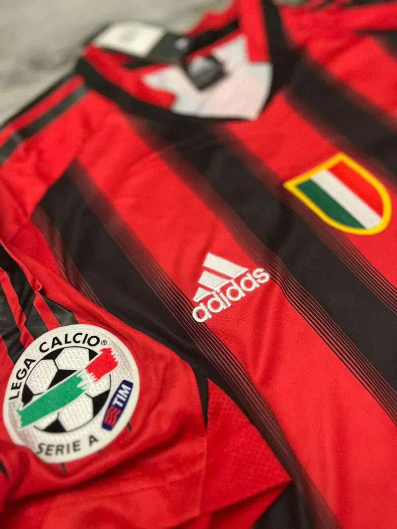 Camisa Retrô AC Milan 2004/05 Home