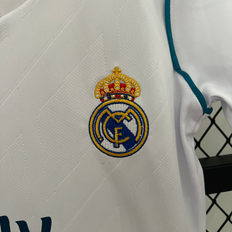 Conjunto Retrô Infantil Real Madrid l 2017/18 - Modelo Torcedor