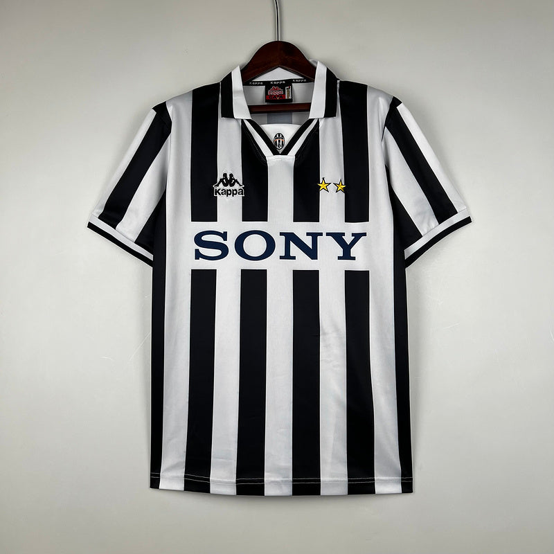 Camisa Retrô Juventus 1996/97 Home