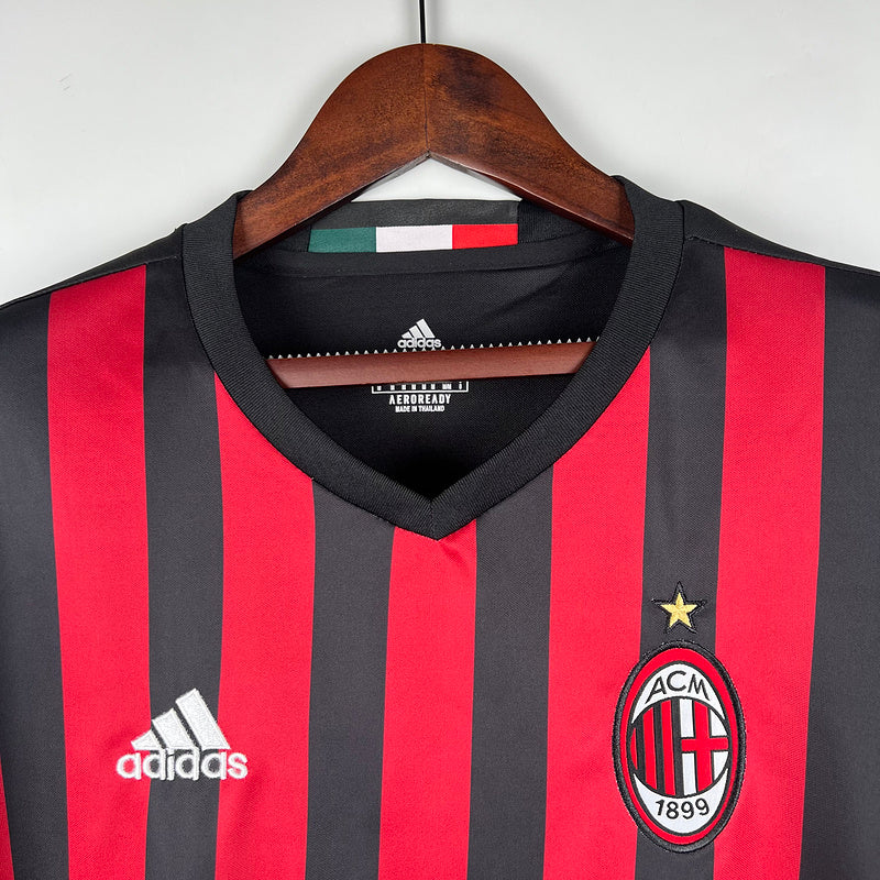 Camisa Retrô AC Milan 2016/17 Home