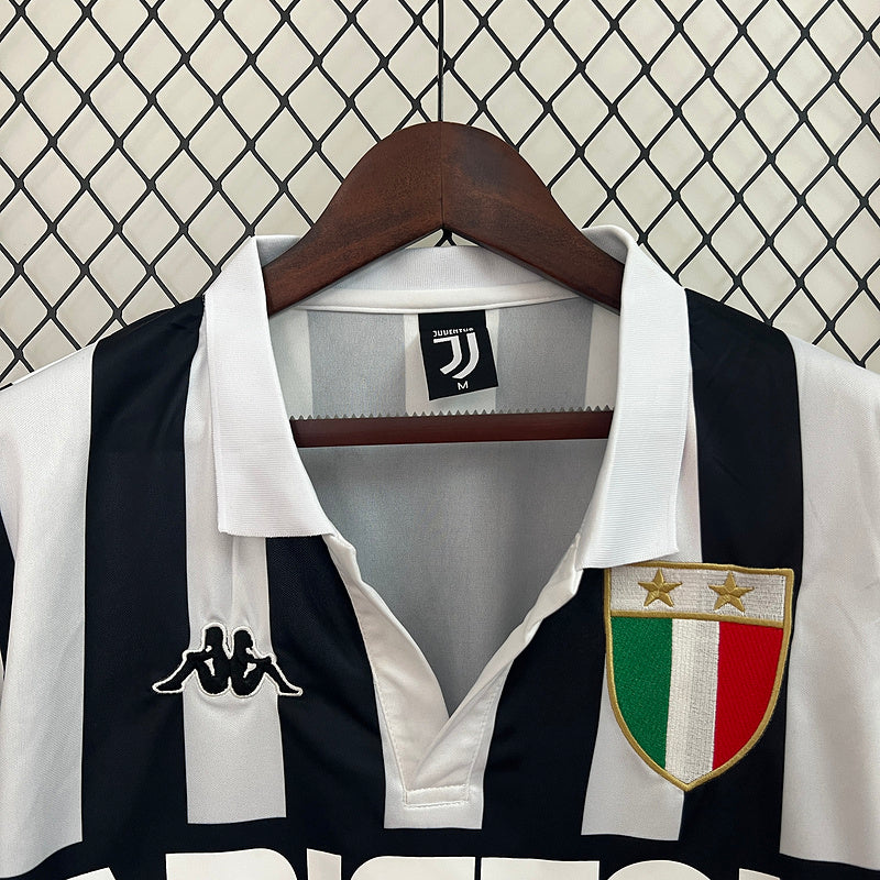 Camisa Retrô Juventus 1984/85 Home