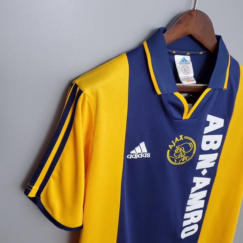 Camisa Retrô Ajax 2000/01 Away