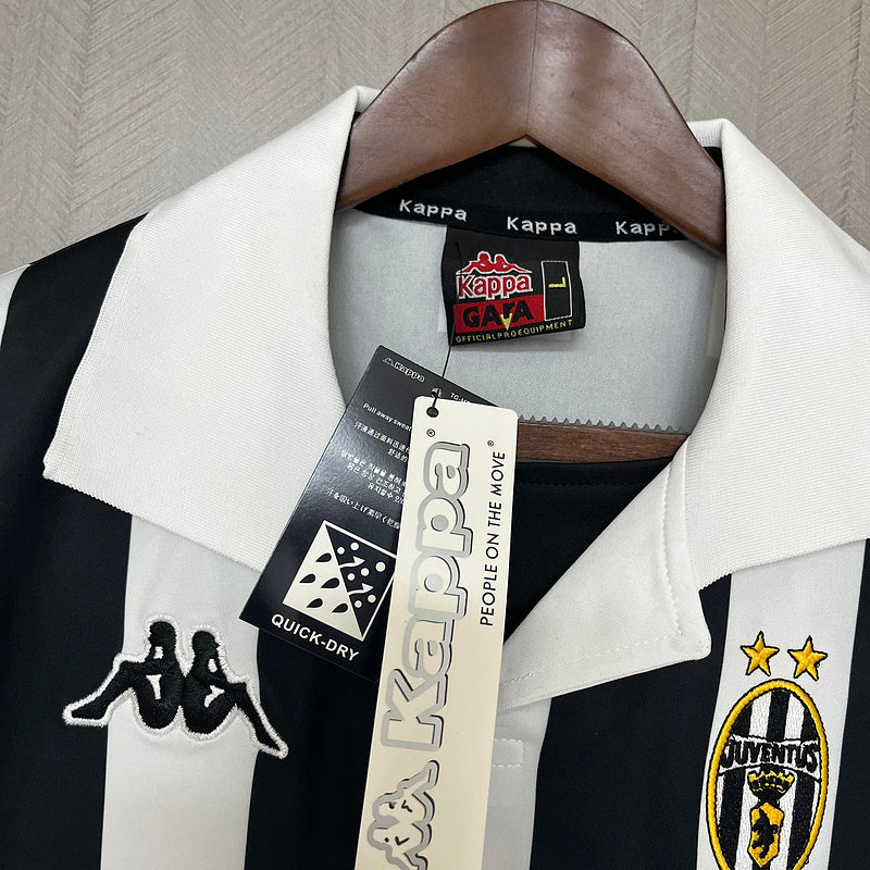 Camisa Retrô Juventus 1999/00 Home