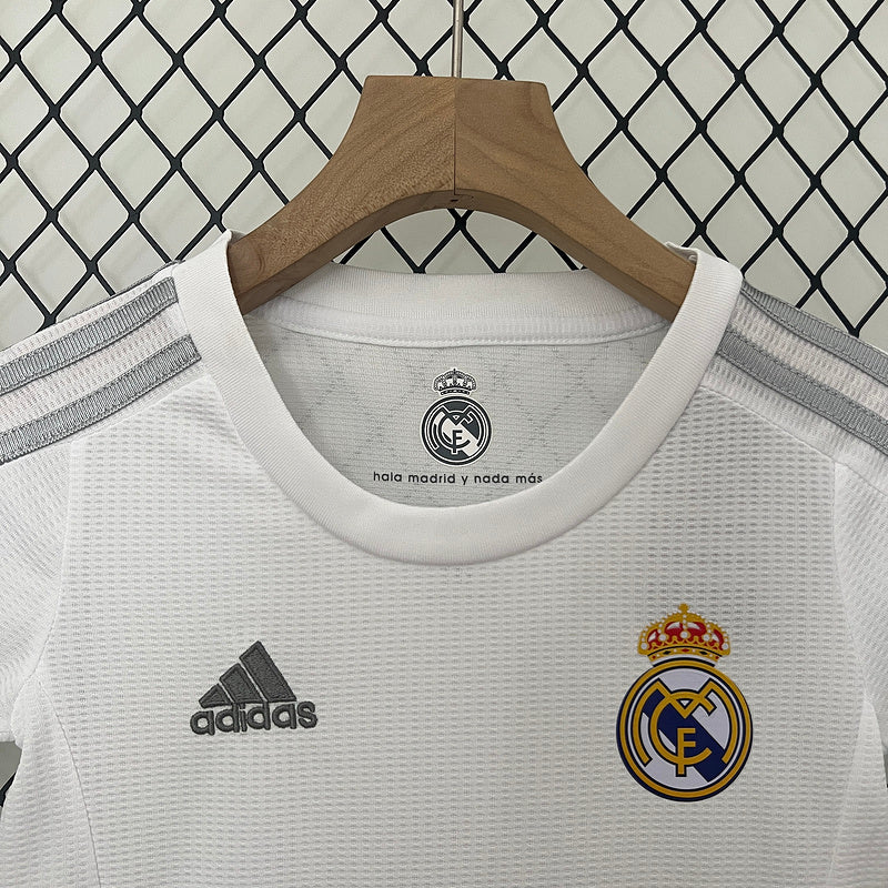 Conjunto Retrô Infantil Real Madrid l 2015/16- Modelo Torcedor