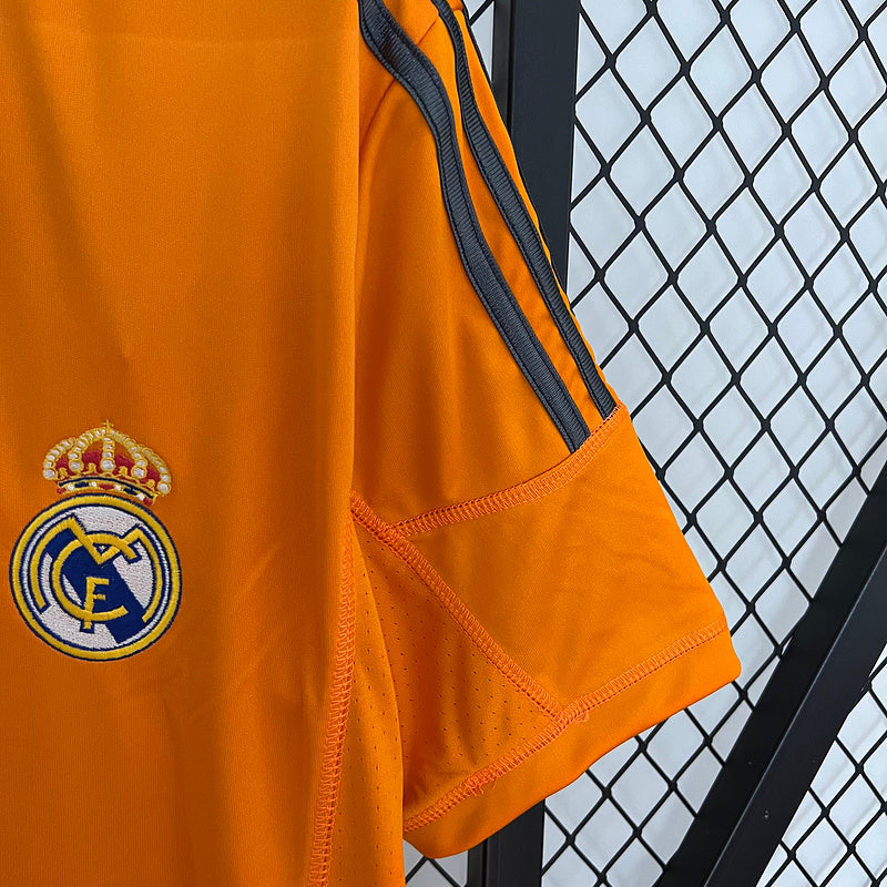 Camisa Retrô Real Madrid 2013/14 Third