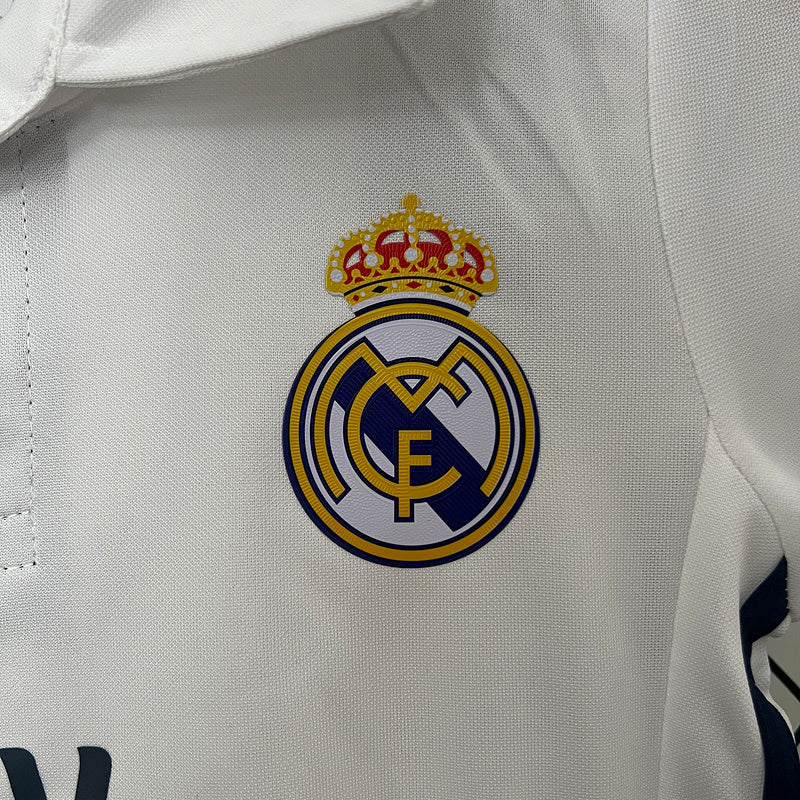 Conjunto Retrô Infantil Real Madrid l 2016/17 - Modelo Torcedor