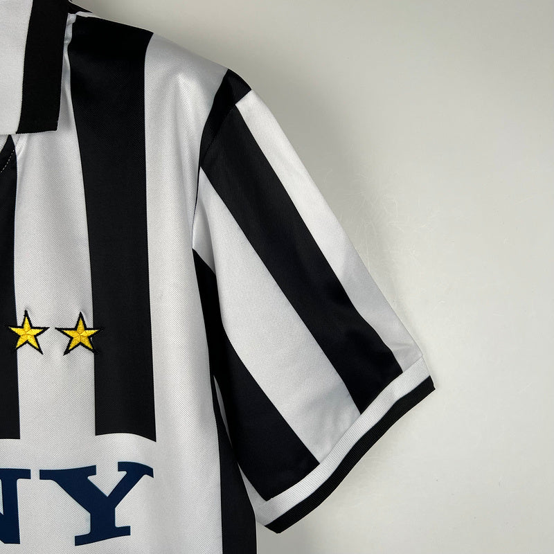 Camisa Retrô Juventus 1996/97 Home