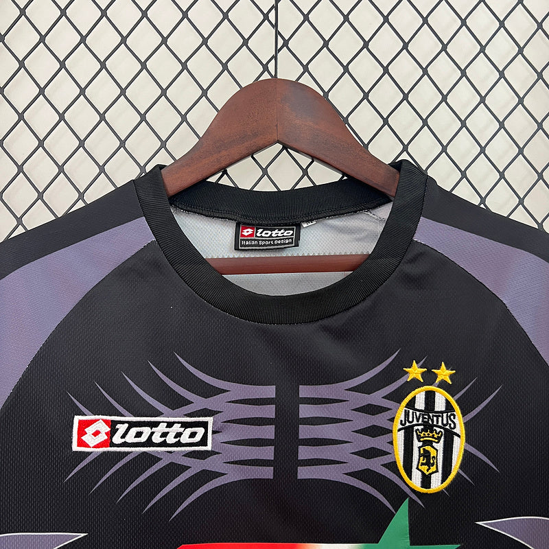 Camisa Retrô Juventus 2001/02 Goleiro