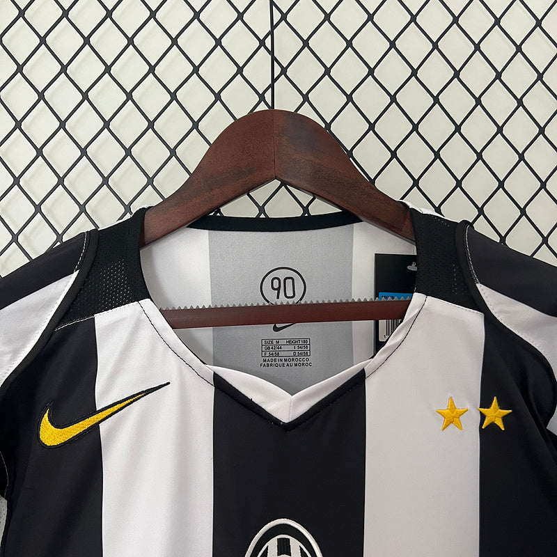 Camisa Retrô Juventus 2004/05 Home