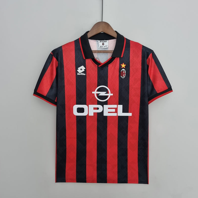 Camisa Retrô AC Milan 1995/96 Home