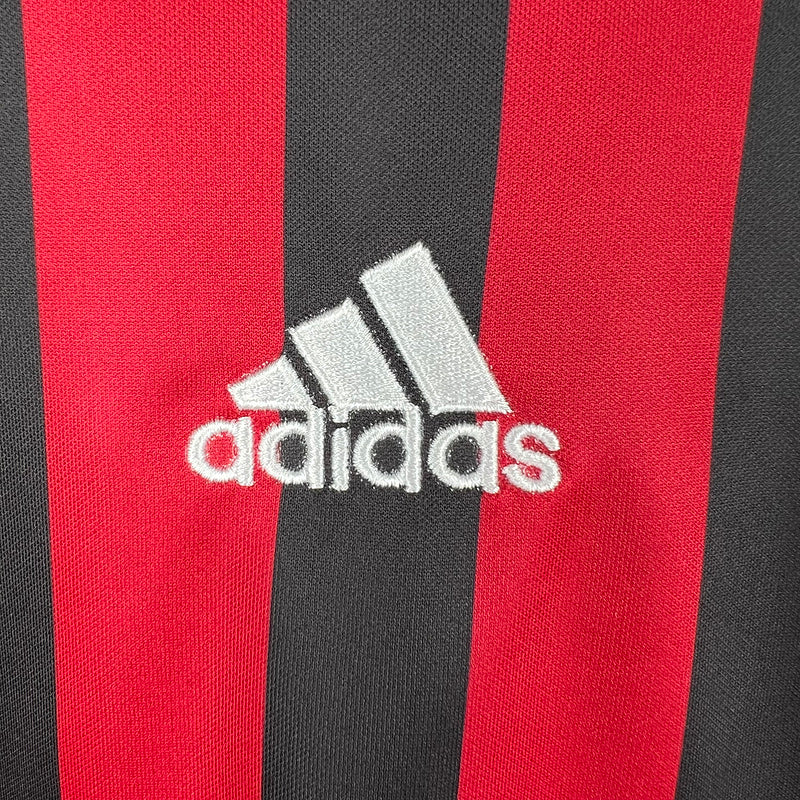 Camisa Retrô AC Milan 2016/17 Home