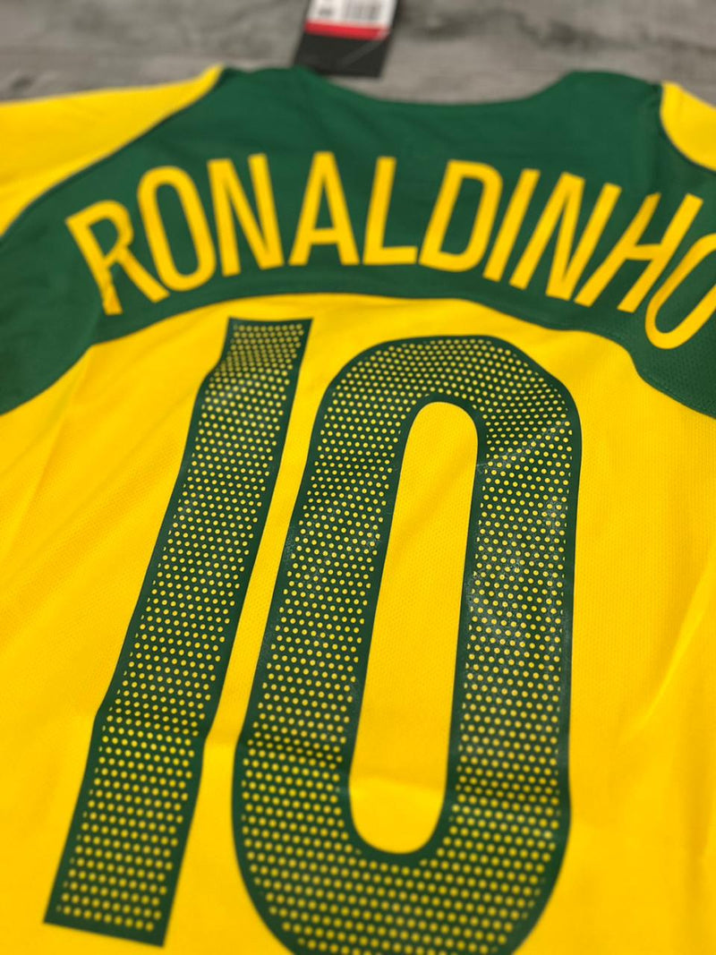 Camisa Retrô Seleção Brasil 2004/06 Home