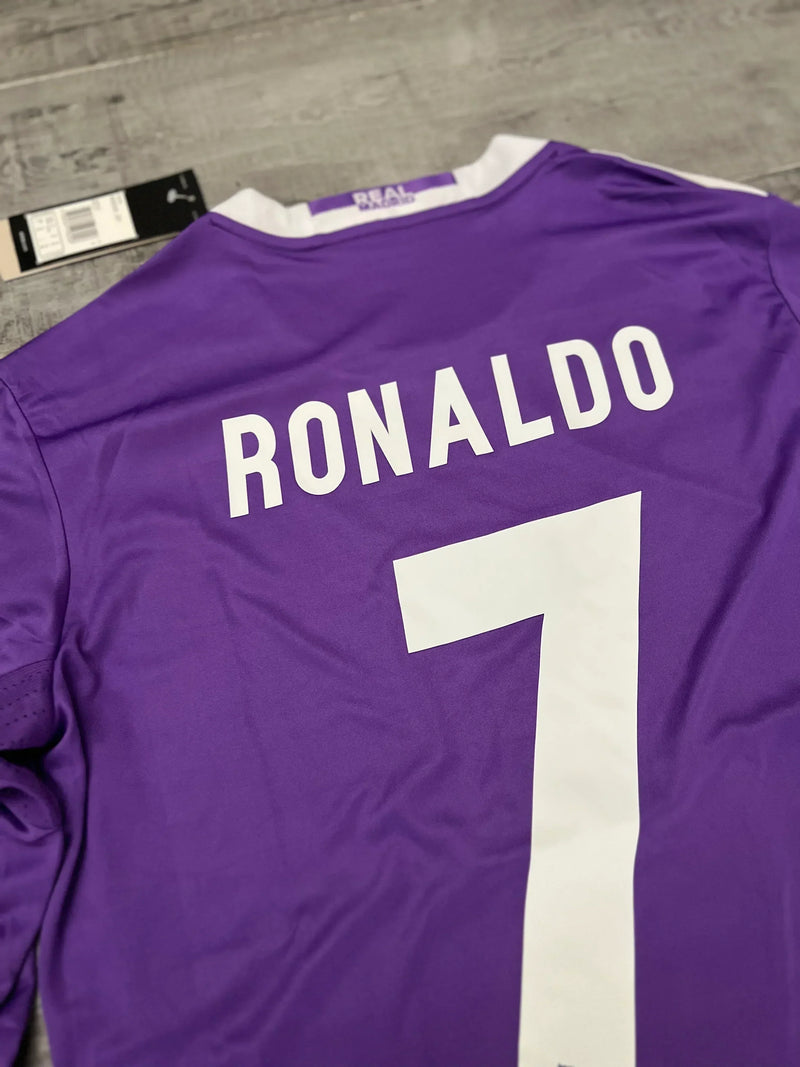 Camisa Retrô Real Madrid Manga Longa 2016/17 Away